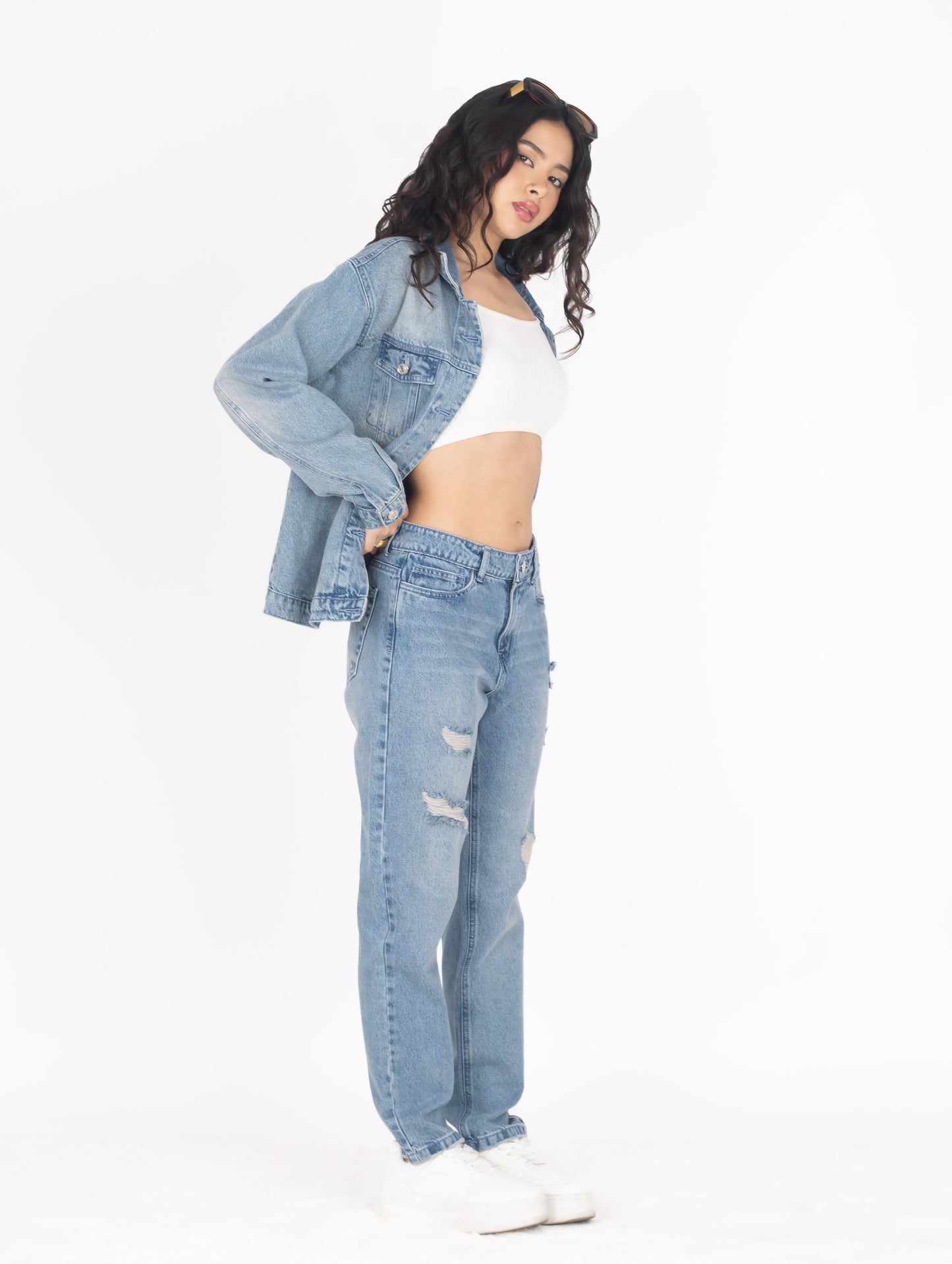 BOYFRIEND JEANS